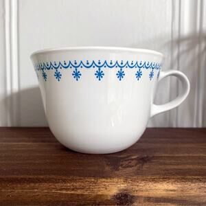 CORELLE Livingware Vintage Blue Snowflake Tea Cup | 8 oz